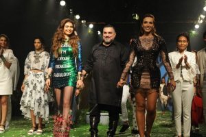 Iulia Vantur vedeta la Saptamana Modei de la Mumbai