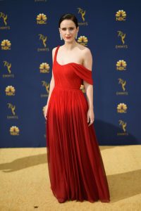Rachel Brosnahan rochie Oscar de la Renta